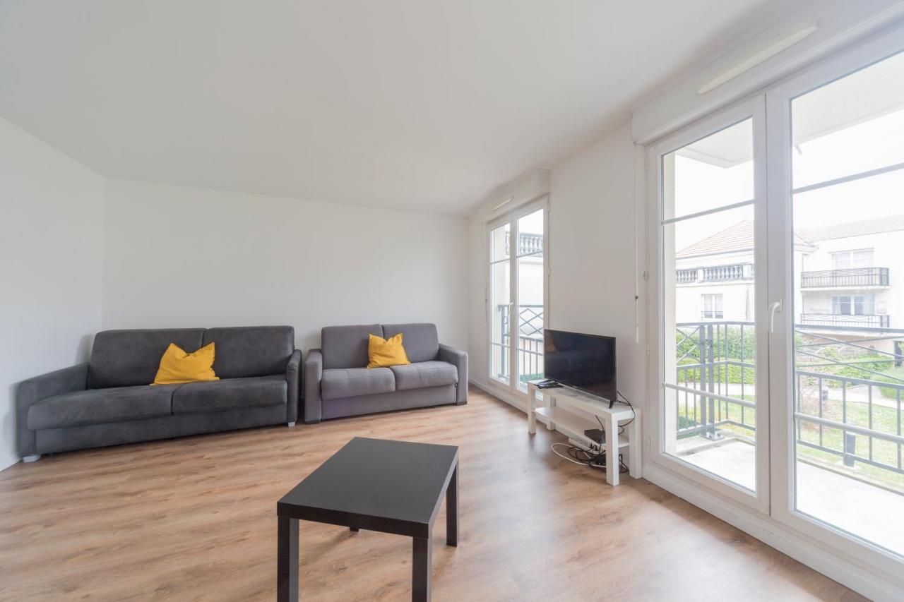 Paris-disney- 10 Min - Gare 2 Min Apartment *